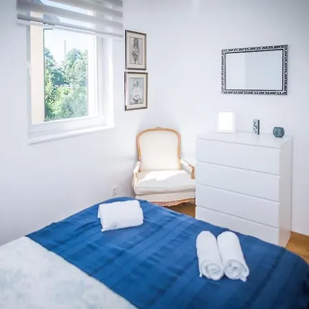 아파트 New! Carpe Diem 1,split-bacvice,free Wi-fi, Parking