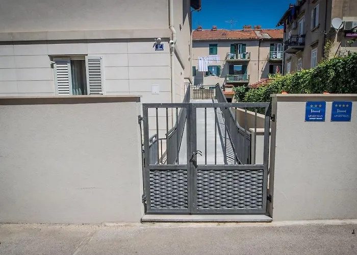 New! Carpe Diem 1,split-bacvice,free Wi-fi, Parking * ספליט